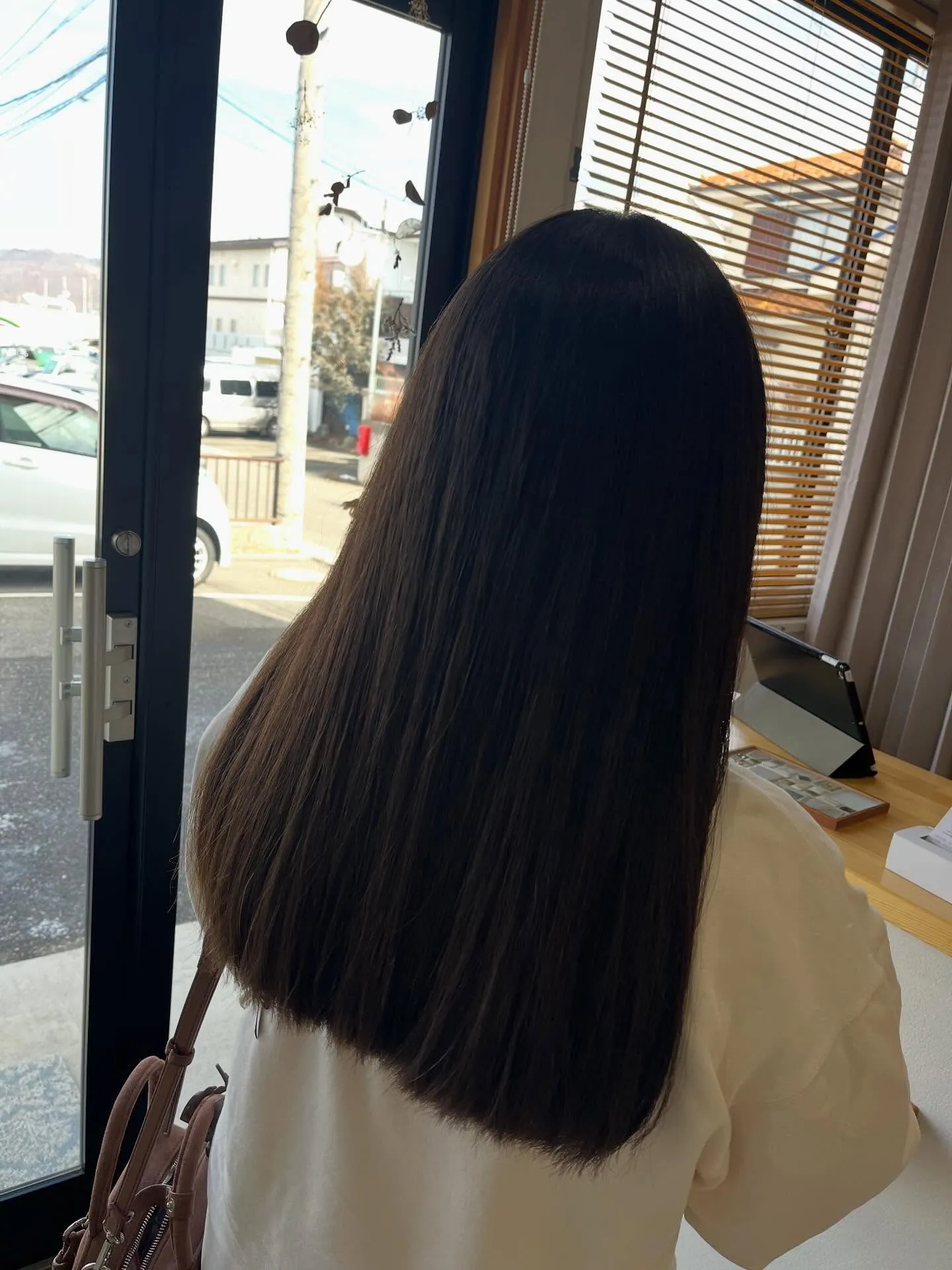 毛先が整うととっても髪も綺麗になります👏